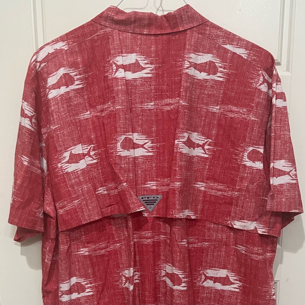 Columbia PFG short sleeve